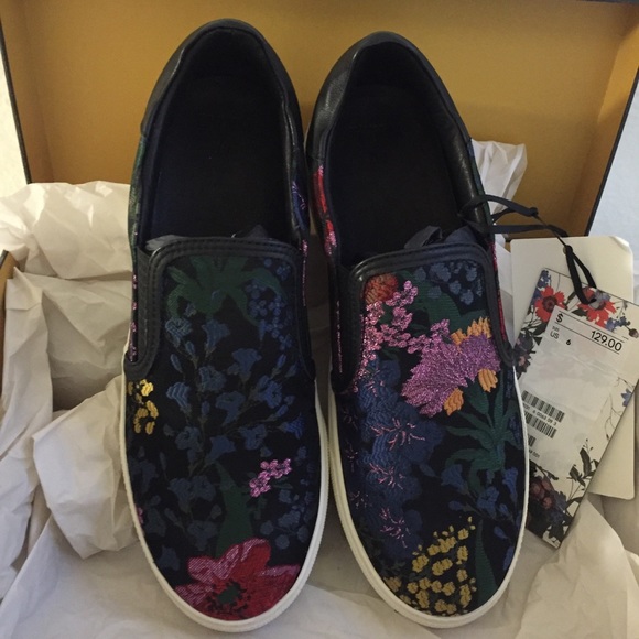 H&M Erdem Flats - Picture 4 of 8